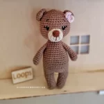 amigurumi-kafe-arkoudaki-kouklaki-plekta-koritsi-loutrina-zoakia-neogenito-doro-loops-2