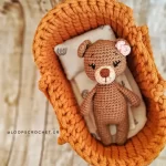 amigurumi-kafe-arkoudaki-kouklaki-plekta-koritsi-loutrina-zoakia-neogenito-doro-loops-5