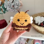 πλεκτή μέλισσα amigurumi πλεκτό κουκλάκι με βελονάκι χειροποίητο loops crochet κίτρινο-καφέ 3