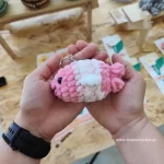 πλεκτό ψάρι μπρελόκ amigurumi χρώμα ροζ χειροποίητο handmade loopscrochet
