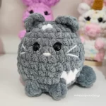 πλεκτό κουκλάκι amigurumi γάτα χρώμα γκρι χειροποίητο handmade loopscrochet 2